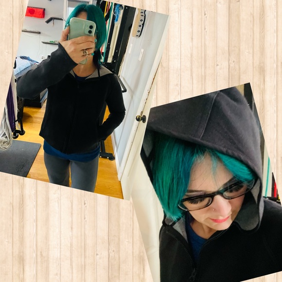 Lululemon Jacket - Picture 1 of 2